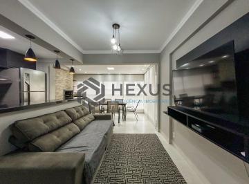 Foto · Apartamento reformado com varanda gourmet a 300m da praia da Enseada