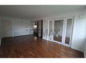 Apartamento · 120m² · 3 Quartos · 1 Vaga · Excelente apartamento no Brooklin com 115 metros - 3 dorm - 1 suite - 1 vaga
