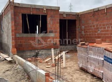 Foto 01 · Casa à venda em Gaspar-SC: 2 quartos, 1 sala, 1 banheiro, 1 vaga de garagem, 62,33 m² no bairro Sant