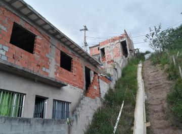 Casa de 6 quartos, · Casa de 135 m² com 6 CASAS PARA RENDA à venda em Chácara do Solar II