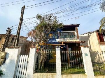 Fachada · Sobrado com 2 dormitórios para alugar, 70 m² por R$ 1.800/mês - Campo Redondo - São Pedro da Aldeia/