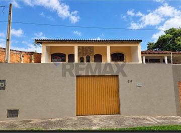 Casa · 215m² · 4 Quartos · 5 Vagas · Casa para venda em Jardim Dos Estados de 215.00m² com 4 Quartos, 1 Suite e 5 Garagens