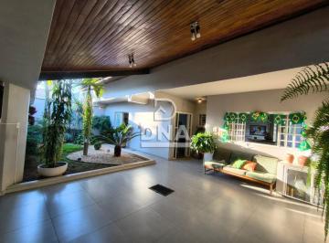 Casa · 301m² · 3 Quartos · Casa para venda em Vila Padovan de 300.75m² com 3 Quartos e 1 Suite