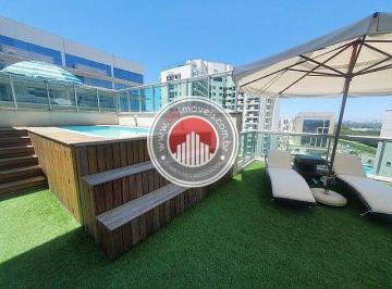 Union Square Home - Terraço privativo com piscina e área de descanso · Cobertura duplex no Union Square Home, 225 m² e 4 quartos