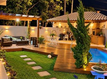 Casa de 4 quartos, Macaé · ALUGO CASA ESPETACULAR COM 4 QUARTOS E PISCINA NO MIRANTE DA LAGOA EM MACAÉ