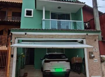 Casa de 4 quartos, Macaé · VENDO MARAVILHOSO DUPLEX COM 4 QUARTOS NO JARDIM SANTO ANTONIO EM MACAÉ