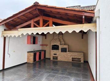 Casa de 3 quartos, São Paulo · Casa de 220 m² com 3 quartos para aluguel na Vila Sônia. FL29
