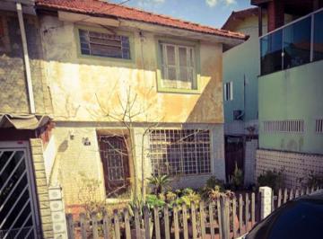 Casa de 3 quartos, · Sobrado antigo