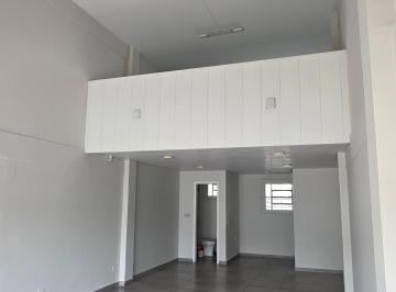 Comercial , Curitiba · Loja em Centro Comercial de rua