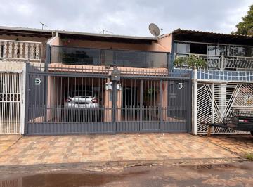Casa de 4 quartos, Santa Maria · Vendo casa de QRC - Santos Dumont - Reformada - 4 Qts - piscina
