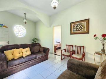 Casa · 300m² · 5 Quartos · 2 Vagas · Casa à Venda - Concórdia, 5 Quartos, 300 m2
