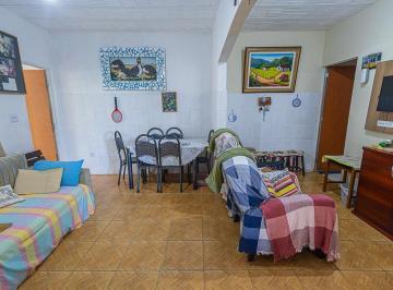 Casa · 250m² · 4 Quartos · 2 Vagas · Casa à Venda - São Francisco, 4 Quartos, 250 m2