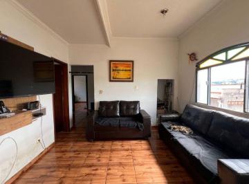 Casa · 400m² · 3 Quartos · 2 Vagas · Casa à Venda - Santa Terezinha, 3 Quartos, 400 m2