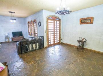 Casa · 206m² · 4 Quartos · 3 Vagas · Casa à Venda - Rio Branco, 4 Quartos, 206 m2