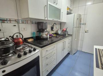 Apartamento de 2 quartos, São Paulo · Apto 2 dorm com sacada jd Paris Campo limpo
