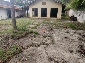 Casa · 300m² · 3 Quartos · 2 Vagas · Chácara para Locação em Jaguariúna - 3 Dormitórios e 2 Vagas