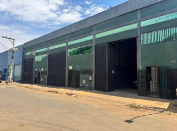 Comercial en Venda Samambaia Norte · Galpões no setor de indústria de Samambaia com 500m2