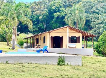 Casa · 30167m² · 4 Quartos · Chácara à venda em Tijucas do Sul.