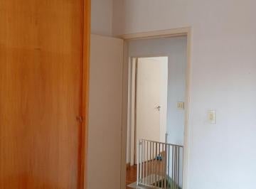 Casa de 3 quartos, · Sobrado a venda na vila Ré