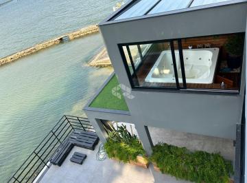 Casa · 464m² · 5 Quartos · 2 Vagas · Casa com 5 quartos/dormitórios no bairro Praia de Fora, em Palhoça - SC
