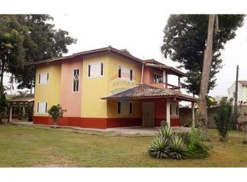 Casa · 380m² · 4 Quartos · 2 Vagas · Casa para locação 4 quartos 4 banheiros 1 suíte 380m² Cambolo Porto Seguro BA