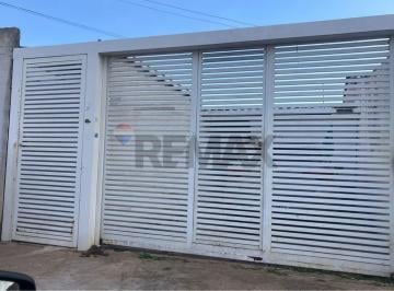 Casa · 77m² · 5 Quartos · 1 Vaga · MÓVEL COM 3 CASAS NO MESMO LOTE – QMN 8 R$ 450.000,00