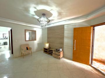 img0 · Casa com 4 Quarto(s) e 4 banheiro(s) para Alugar, 175 m² por R$ 3680 / Mês