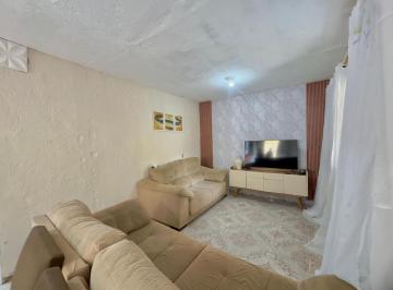 img0 · Casa com 4 Quarto(s) e 2 banheiro(s) para Alugar, 50 m² por R$ 1770 / Mês