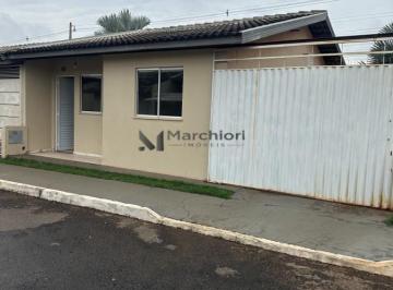 Casa · 75m² · 2 Quartos · 3 Vagas · Casa em Setor Cristina, Trindade/GO de 75m² 2 quartos para locação R$ 1.300,00/mes