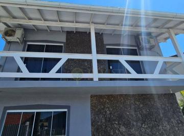 Casa · 200m² · 4 Quartos · 6 Vagas · Casa em Flor de Nápolis, São José/SC de 200m² 4 quartos à venda por R$ 780.000,00