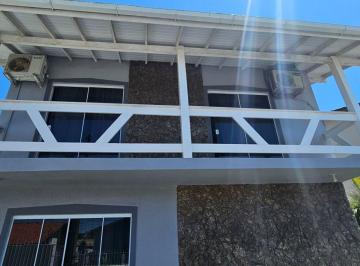 Casa · 200m² · 4 Quartos · 6 Vagas · Casa em Flor de Nápolis, São José/SC de 200m² 4 quartos à venda por R$ 780.000,00