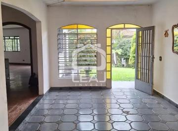 whatsapp-image-2026-10-02-at-14-45-56-31791033887734.jpeg · Casa de 400m² à venda com 3 quartos sendo 1 suíte e 4 vagas de garagem na Vila Fazzeoni  Zona Sul de