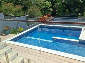 Casa de 3 quartos, Camaçari · Casa semimobiliada com 3 suítes e piscina, Alphaville LN II, Camaçari-BA