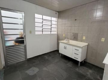 Casa de 1 quarto, São Paulo · Cidade Leonor - Casa de fundos com 01 dormitório - Locação