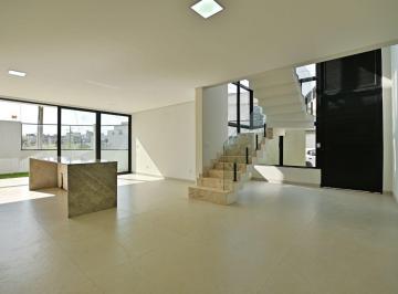 Casa de 4 quartos, Guará · Casa de Alto Padrão no Guará – 4 Suítes, 267 m², Habite-se e Financiamento