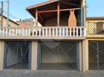 Imagem Principal · Casa à venda na Vila Galvão, com 210 m²