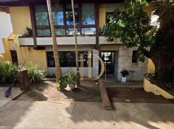 Foto 01 · CASA - Candeal Vendo linda casa, arborizada, com 316 m², 4 suítes, piscina, adega climatizada e el