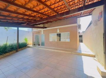 cbeec7272a596275c595cdb28108f85a61f9db5e · CASA COLONIAL LAJE GUARA 2 COM 4 QUARTOS ARMÁRIOS ÁREA VERDE CONDOMINIO CONSOLIDADO