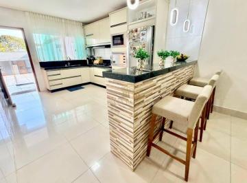 bffa88ba8c100f1b0fa1dc61361c72a107b86acd · CASA MODERNA VICENTE PIRES 3 QUARTOS CLOSET ARMÁRIOS CHURRASQUEIRA PISCINA PORCELANATO