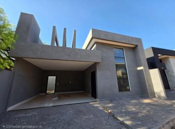 Casa · 180m² · 3 Quartos · 2 Vagas · CASA SHA 04 ARNIQUEIRA 3 QUARTOS SUÍTE MASTER LOTE 200M² AVALIA PERMUTA
