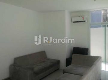 Comercial · 76m² · 3 Quartos · Casa - / Comercial / Copacabana
