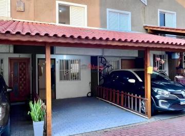 Casa · 71m² · 2 Quartos · 1 Vaga · Sobrado Reformado em Condomínio em Itaquera com 2 Dormitórios, Sacada e Vaga Próximo à Dom Bosco