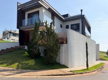 Casa · 212m² · 4 Quartos · 4 Vagas · Sobrado à venda no Condomínio Paradise Gardens-Mogi das Cruzes | 4 dormitórios | Piscina | Vista Liv