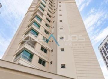 Apartamento de 3 quartos, Curitiba · APARTAMENTO PRÓXIMO AO CLUBE CURITIBANO
