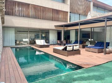 Foto 02 · Casa - Baleia