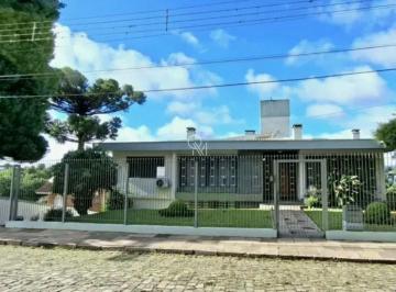Casa · 400m² · 4 Quartos · 4 Vagas · Casa para locação no bairro Petrópolis, próximo à UCS