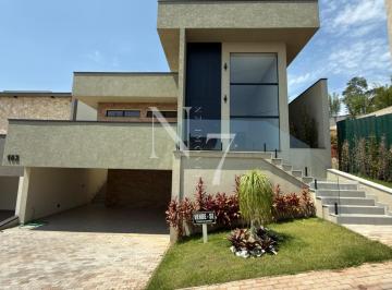 Casa · 201m² · 3 Quartos · Casa Nova Térrea com 03 Suítes, Gourmet e Piscina em Condomínio Fechado!