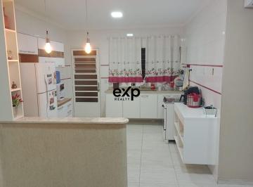 Casa · 197m² · 3 Quartos · 4 Vagas · Casa - Capela - Vinhedo/SP.