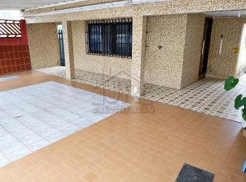 patio-coberto-com-azulejos-renovados1790870110613.png · Casa Grande e Plaina com 03 Quartos para locação, Nova Mirim, Praia Grande, SP. 02min da Orla