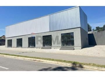 Comercial · 47m² · 17 Vagas · Galpão para alugar, 5 Módulos de (47m²), cada R$2.300,00-Av. Brasil-Jardim Estância Brasil-Atibaia